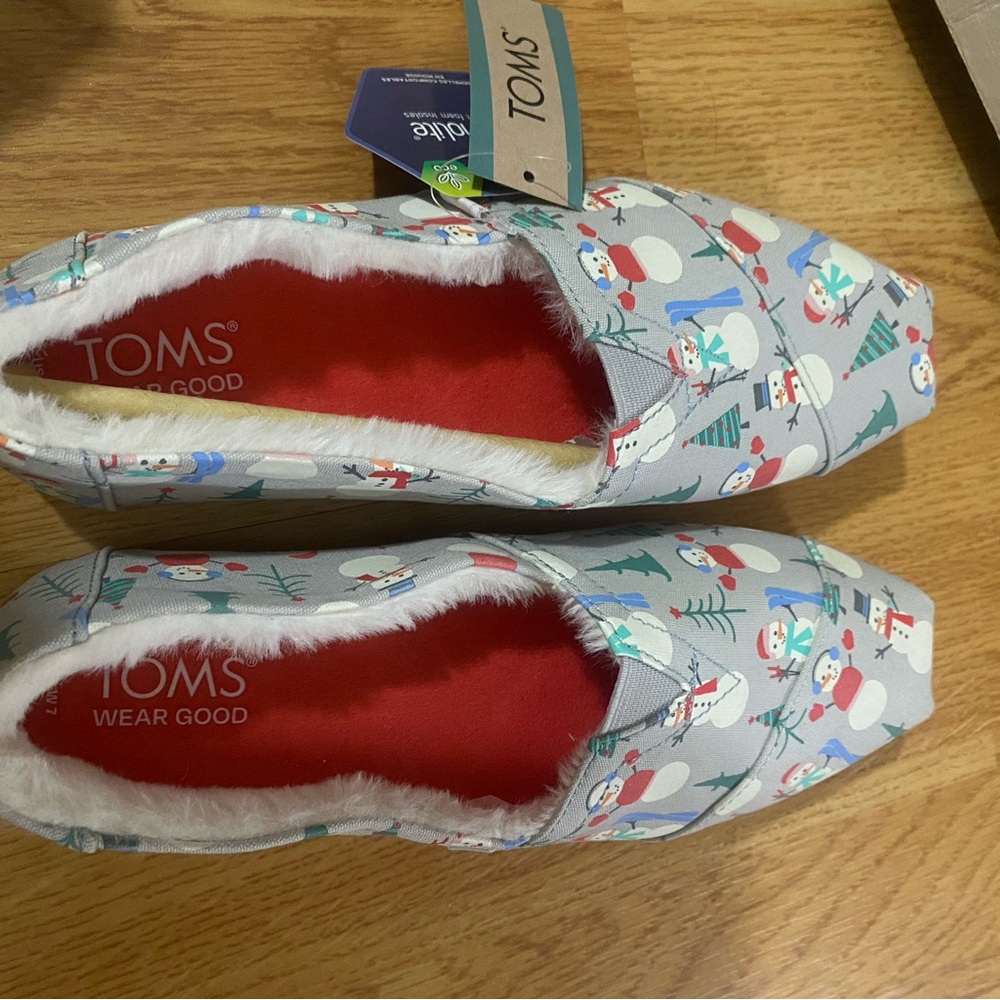 Tom’s Shoes. Brand New In Box